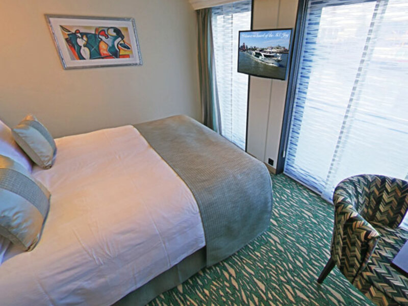 Category 6 | Ruby Deck